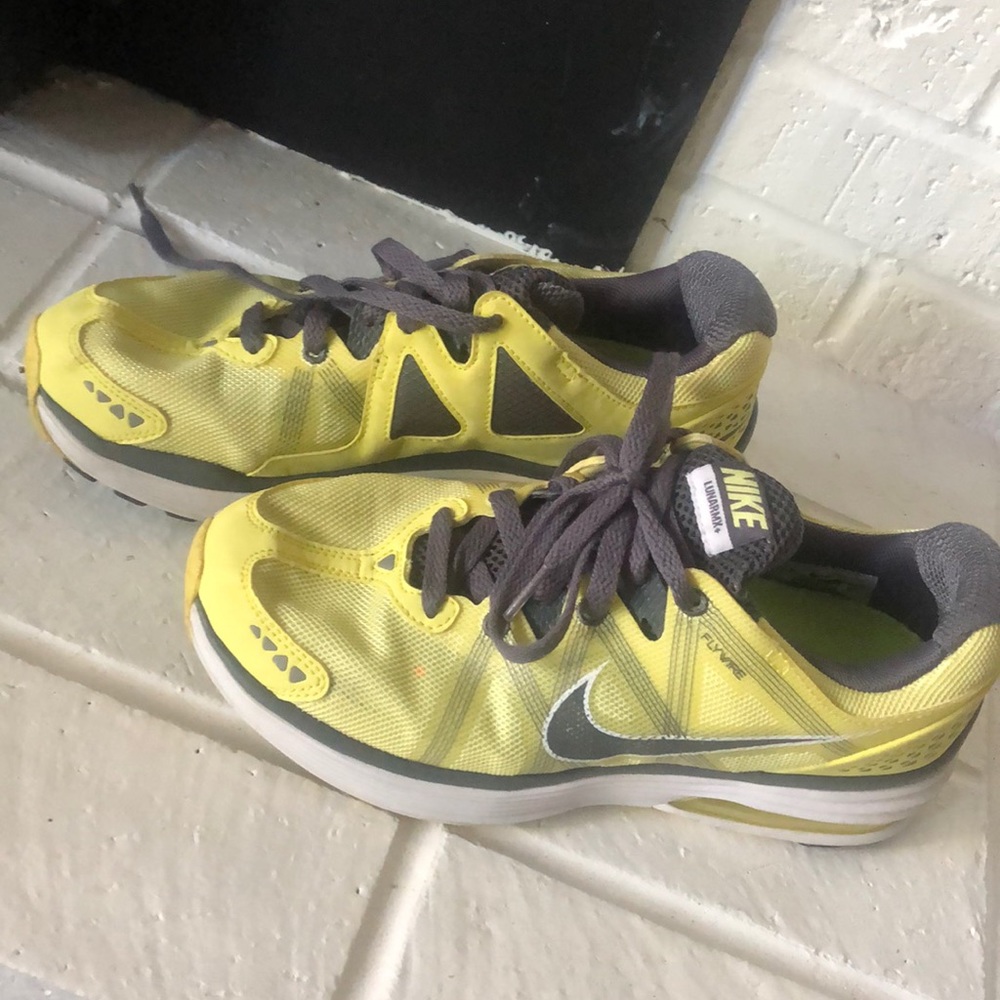 Nike shoes